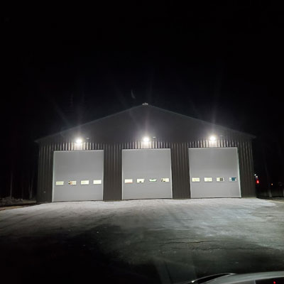 Pinkerton garage lights